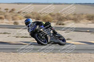 media/Nov-16-2025-Race Pace (Sun) [[8c5fa54630]]/Verified Riders/9-Turn 16 (150pm)/